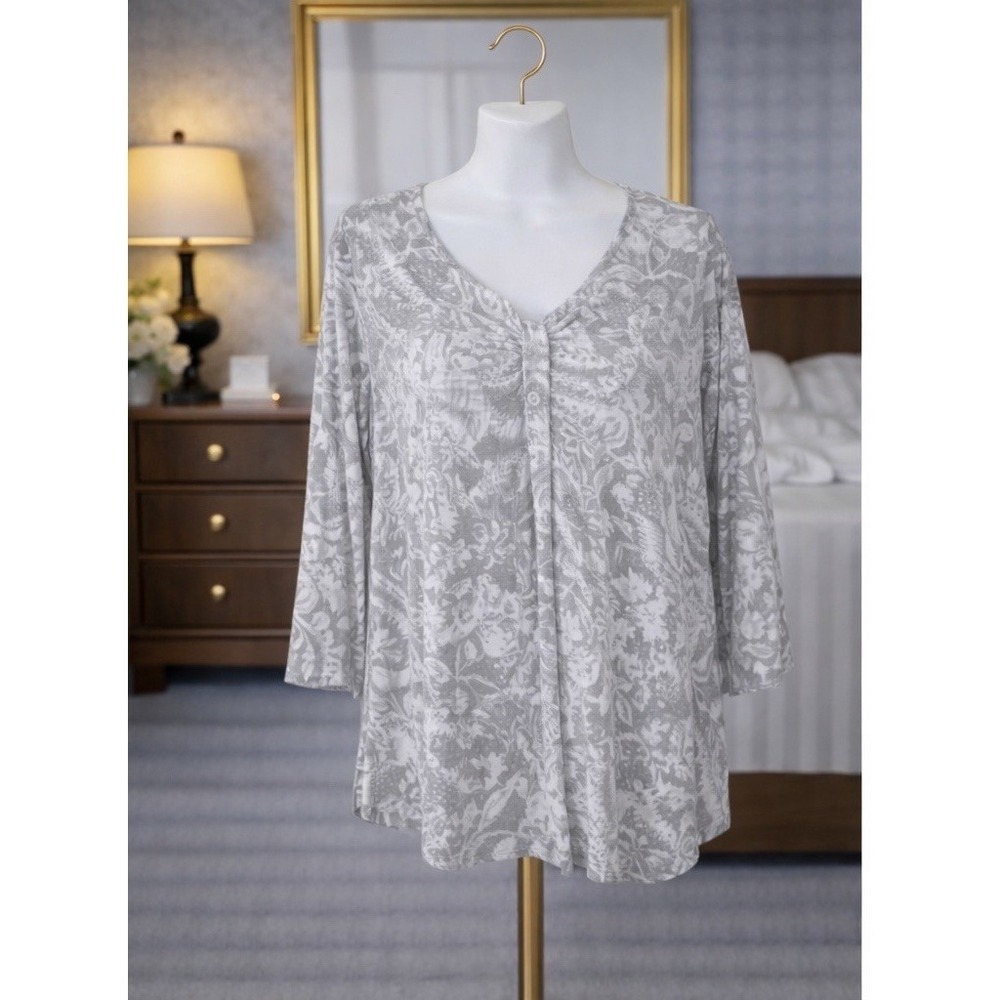 Chico's Pullover Top Printed Knit‎ Lightweight Green White Floral Sz 2 US Large